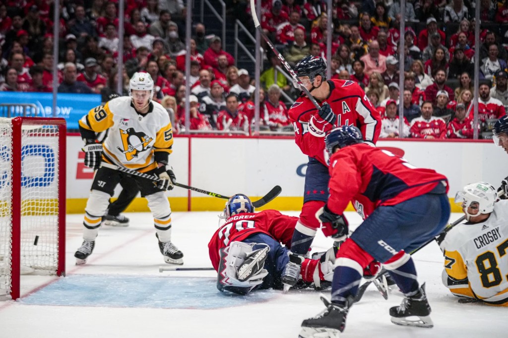 Crosby, Malkin, Power Play Dominate Capitals In Shutout&nbsp;Win